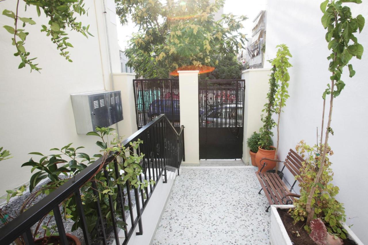 Live In Athens, Thiseio Historic House Eksteriør bilde